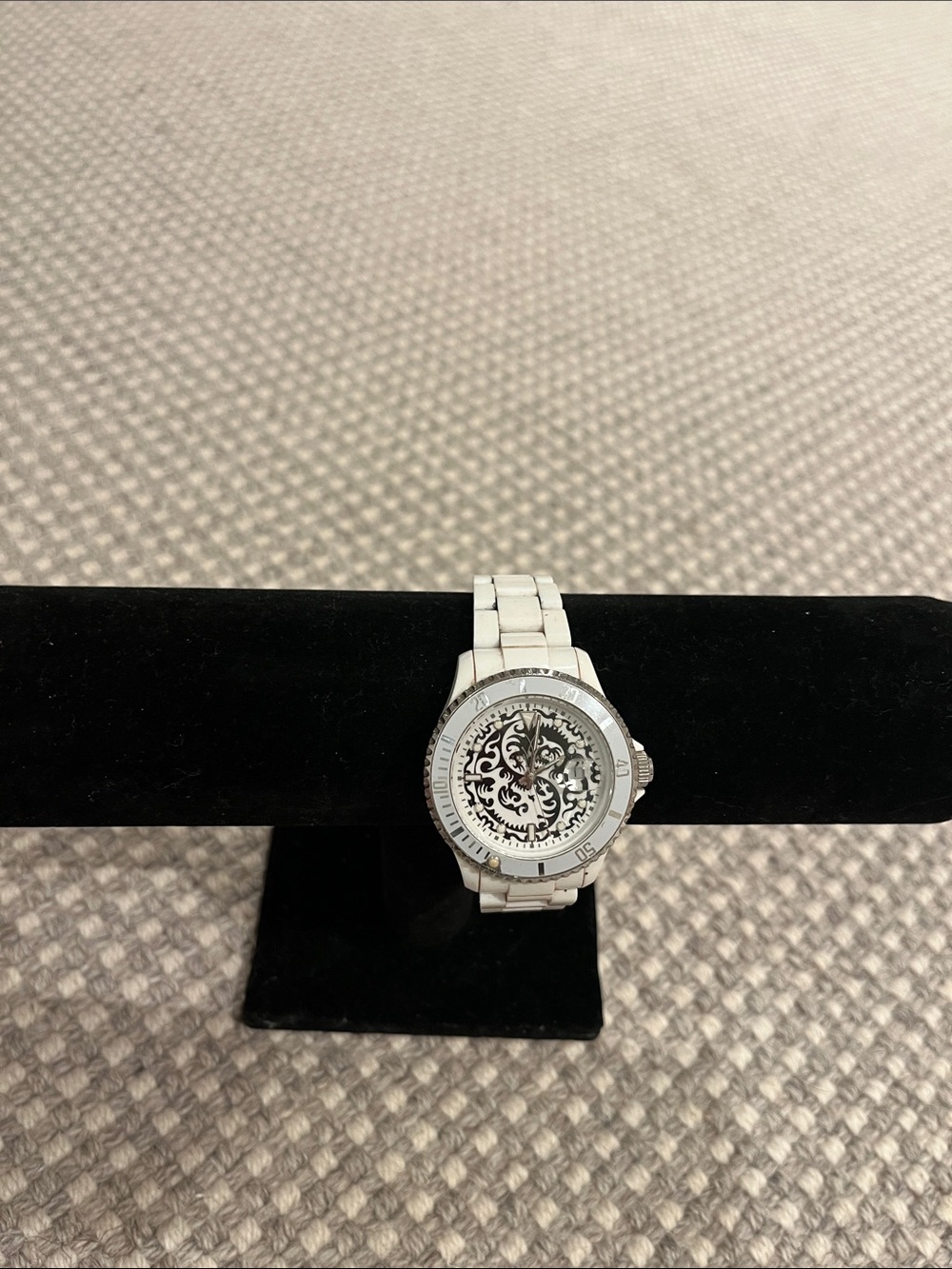 TOYWATCH White & Silver Yin Yang Dial Watch